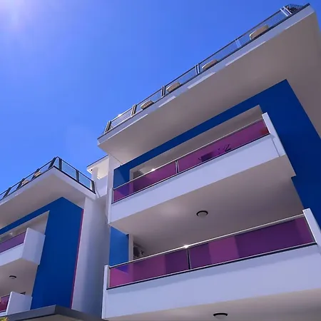 Sun, Sea And Poolside Bliss-beahost